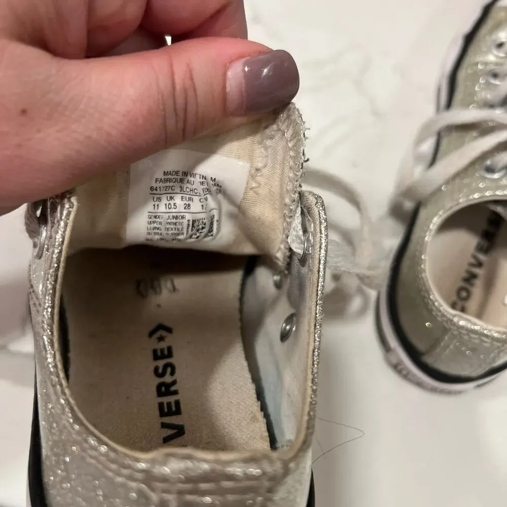 Converse‎ silver glitter girls size 11